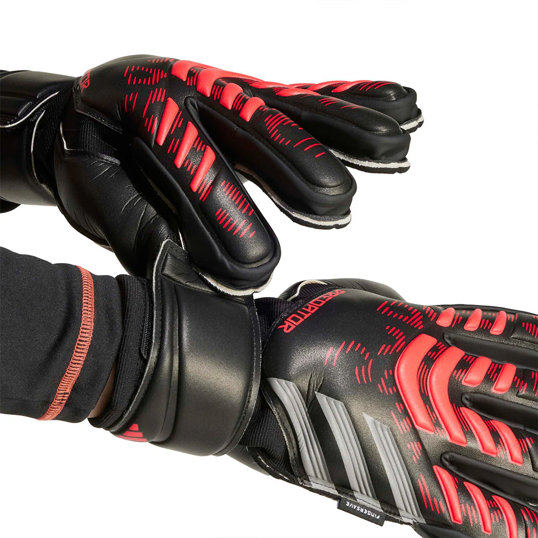 adidas - Unisex Predator Match Fingersave Goalkeeper Gloves (JM6828) - Image 4