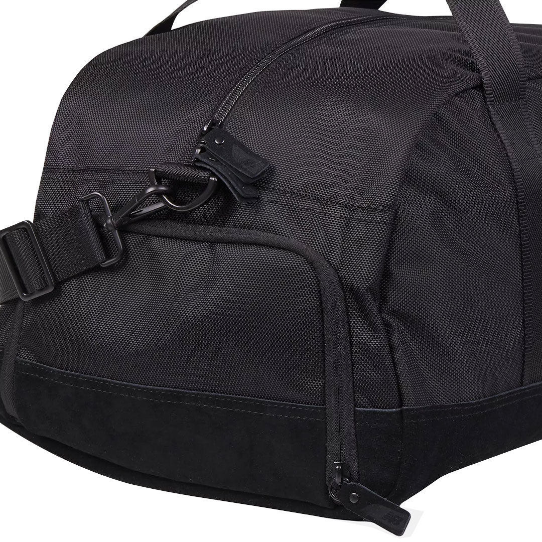 New Balance - Legacy Icon Duffel Bag (LAB51504 BK) - Image 4