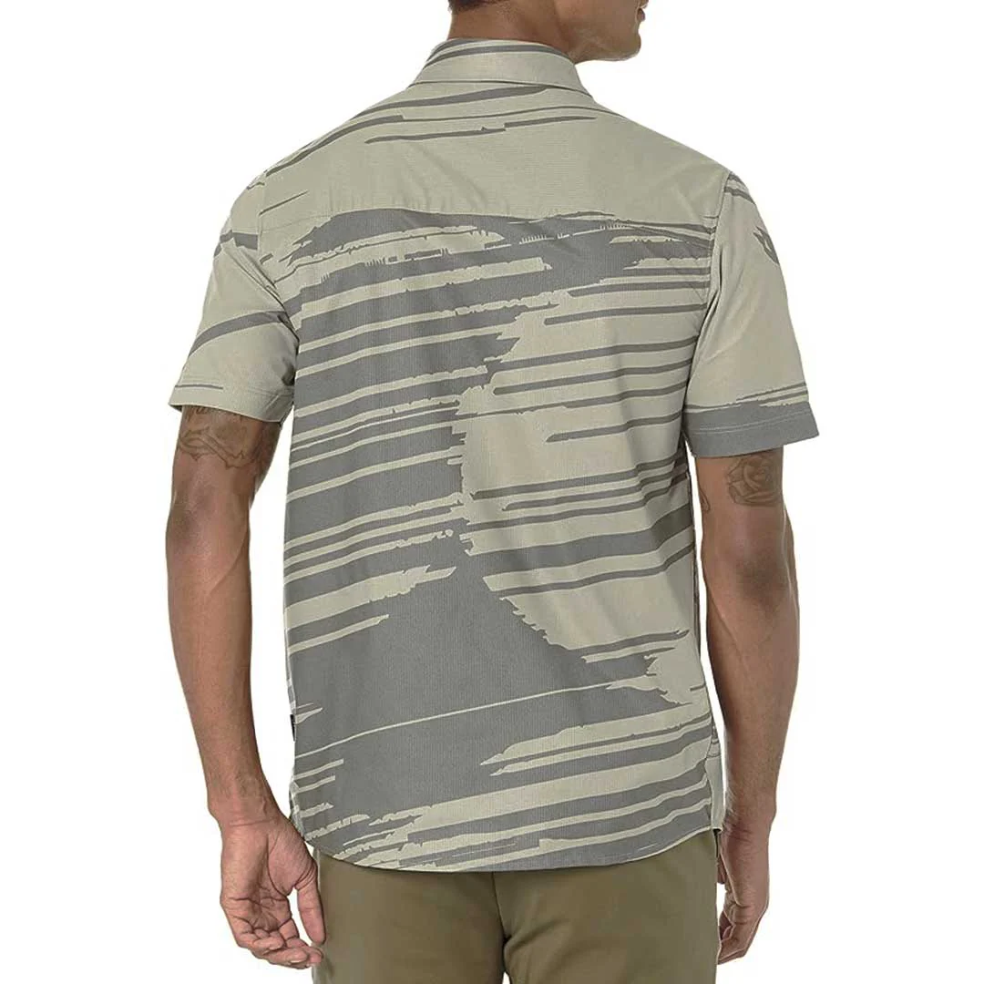 Oakley - Men's Tempo Woven Short Sleeve Shirt (FOA404022 2A9) - Image 3