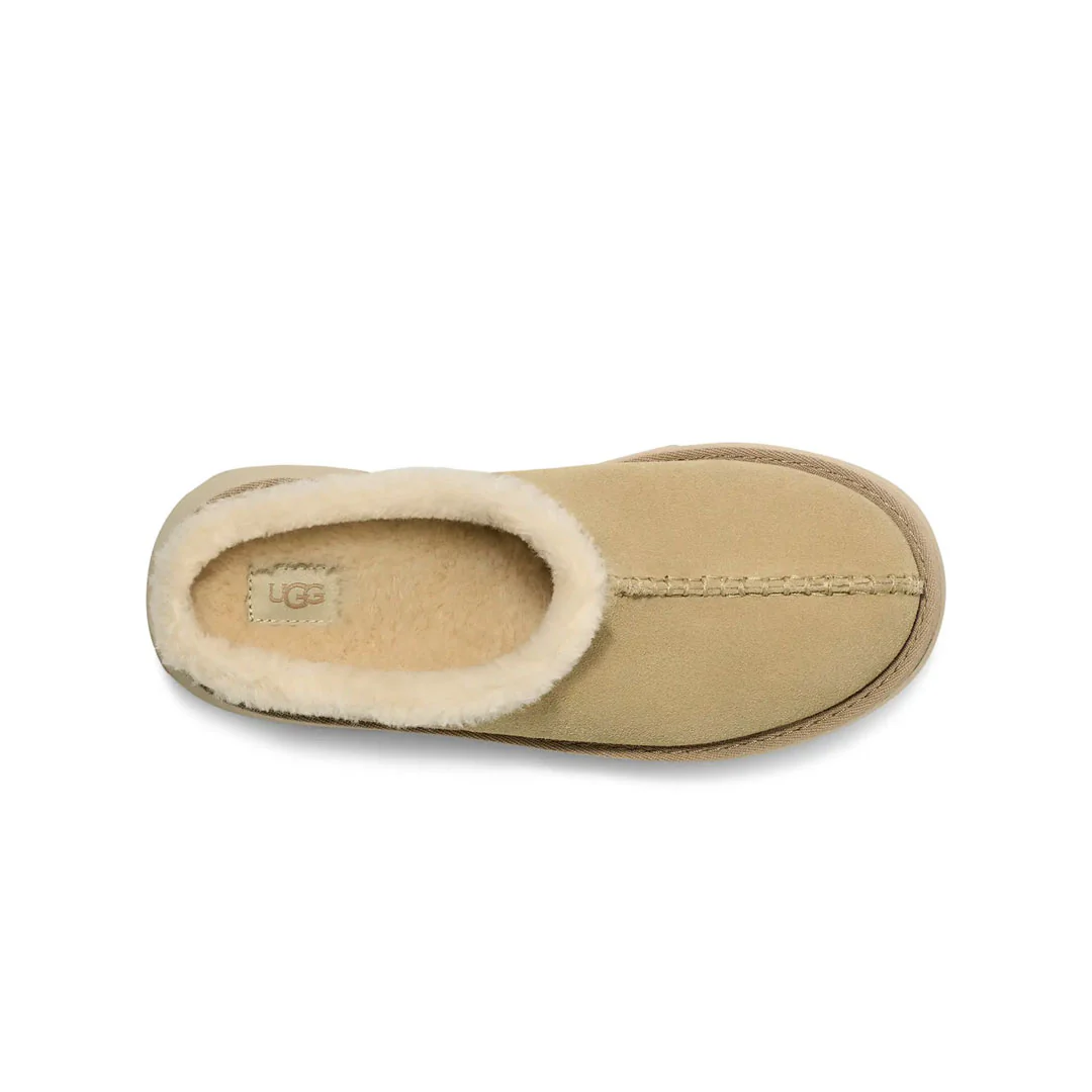 UGG® - Women's New Heights Cozy Clogs (1162510-MDSD) - Image 4